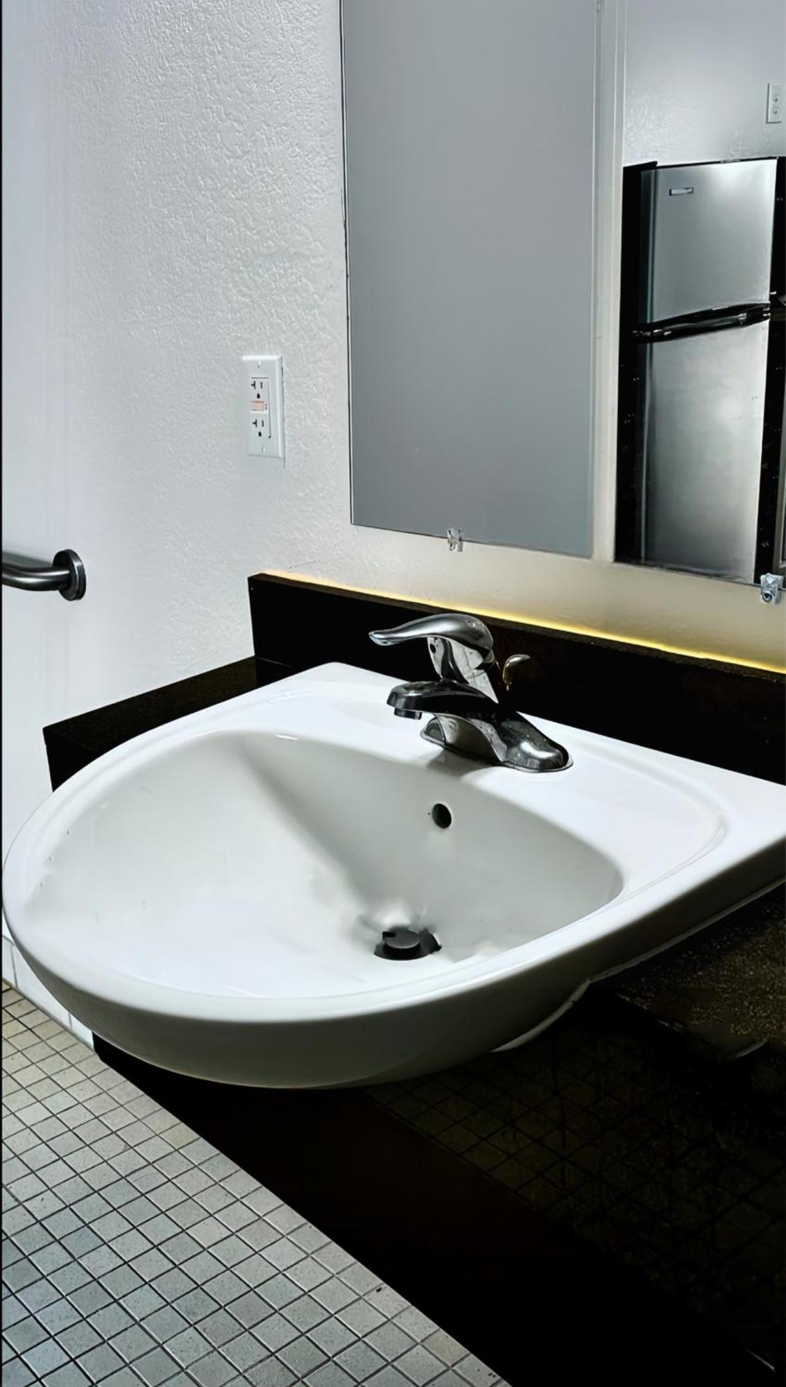 Studio City Suites, A Travelodge By Wyndham Texarkana Extérieur photo