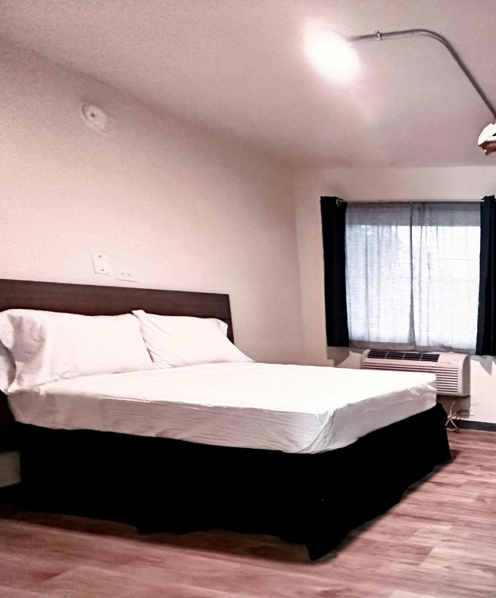 Studio City Suites, A Travelodge By Wyndham Texarkana Extérieur photo